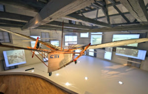 Der originalgetreue Nachbau der Gustav Weißkopf Flugmaschine Nr. 21 B ist der Mittelpunkt im neu eröffneten Deutschen Flugpionier-Museum in Leutershausen. Foto: ul